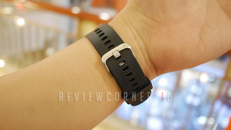 Review Garmin VivoActive 3, Smartwatch Keren untuk Penyuka Olahraga -  reviewcorner.id