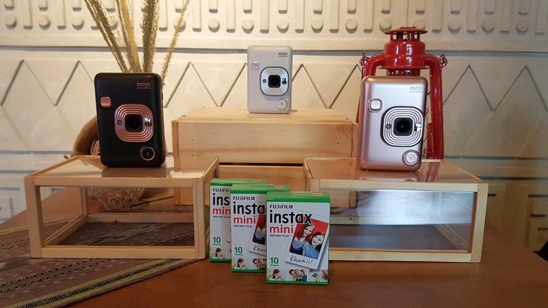 Fujifilm instax mini LiPlay
